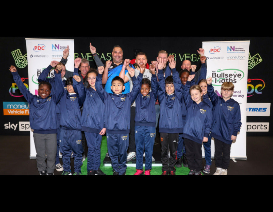 Grand Slam duo & boxing star join Wolverhampton pupils for Bullseye Math