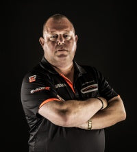Mervyn King Announces Fourth Contract with Winmau