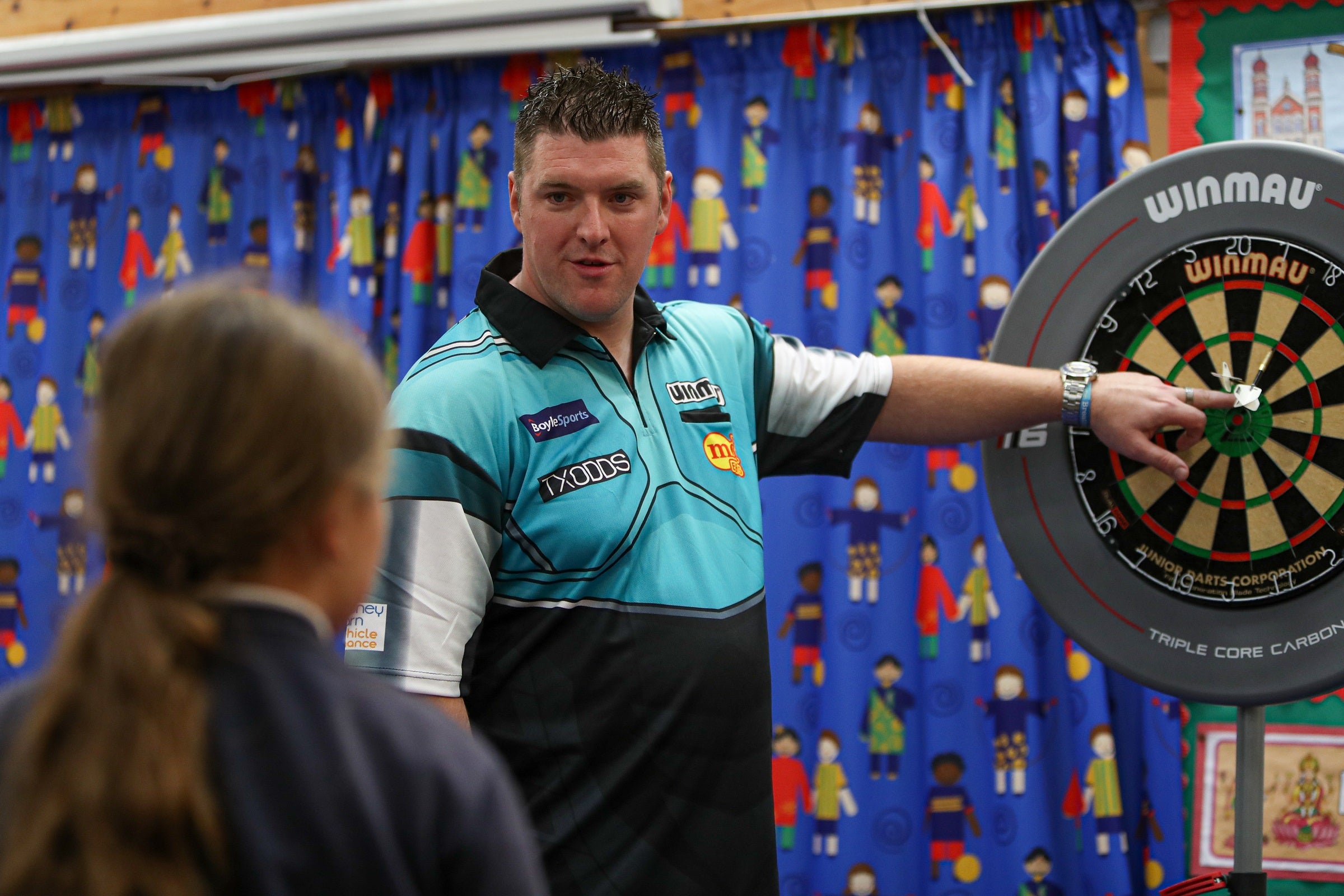 BULLSEYE MATHS - DARYL DIVIDES IN LOUGHBOROUGH