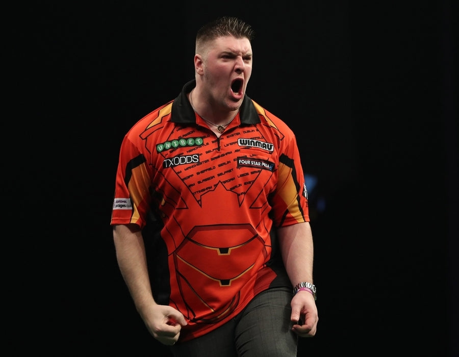 Gurney Eliminates RvB in Rotterdam