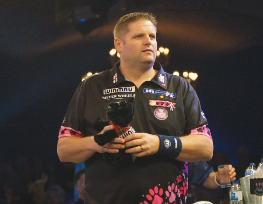 Mitchell Aims to Regain Lakeside Title